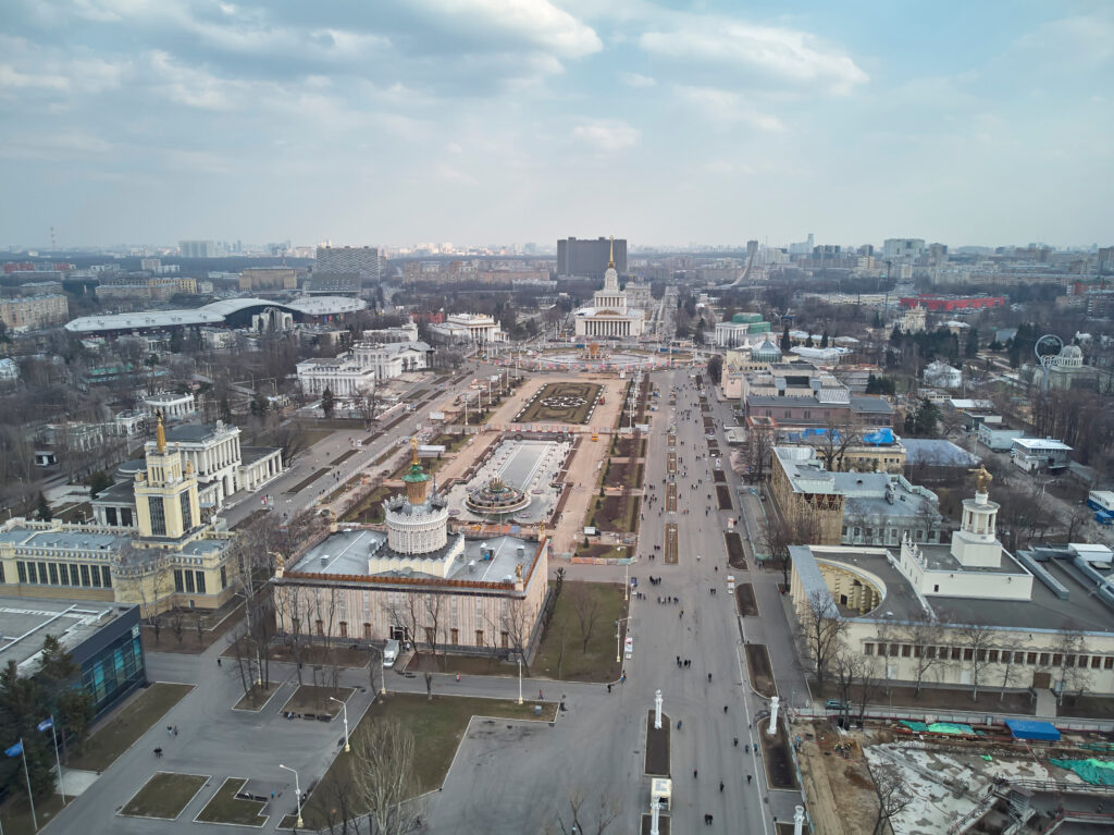 Власти Москвы провели масштабную реставрацию ВДНХ к Дню рождения выставки